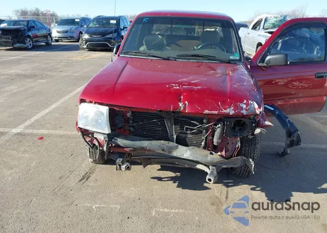 1998 Toyota Tacoma z USA, uszkodzony, nr VIN 4TAVL52N9WZ017978